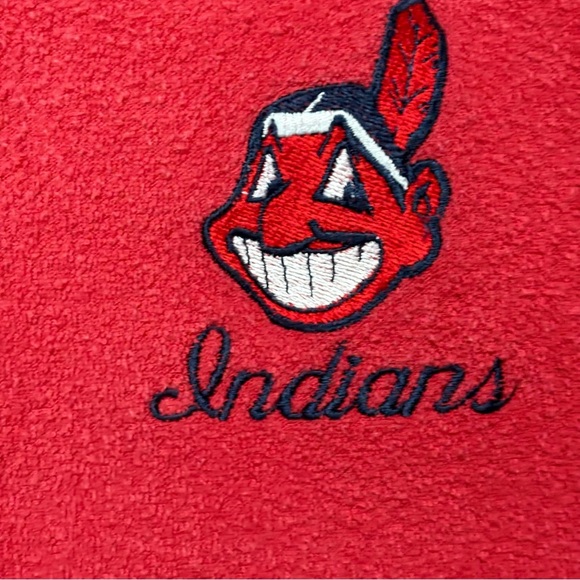 Cleveland Indians chief Wahoo Vintage long sleeve red sweatshirt chalkline - Picture 2 of 6